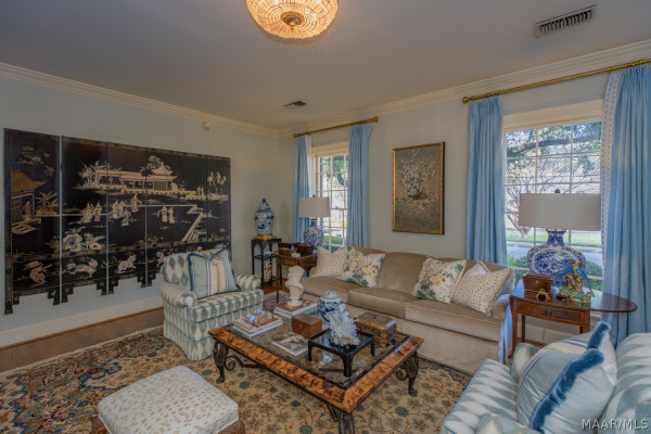 3045 Boxwood Drive