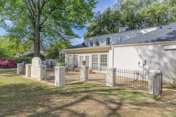 3045 Boxwood Drive