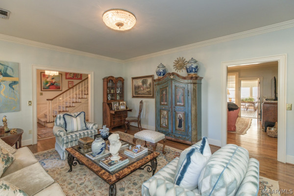 3045 Boxwood Drive
