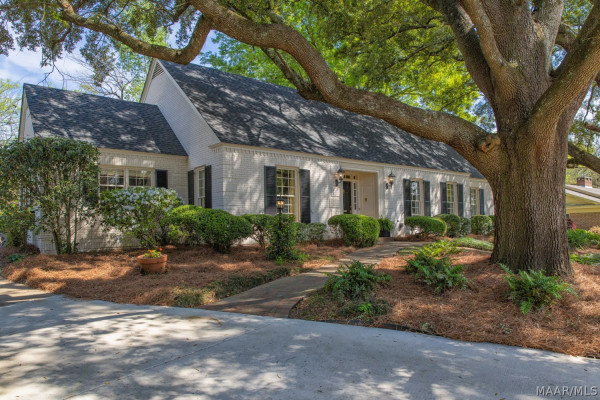 3045 Boxwood Drive