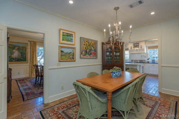 3045 Boxwood Drive