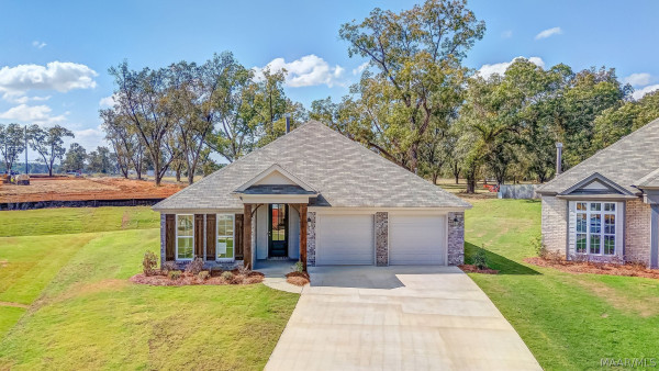 368 Crestwood Circle