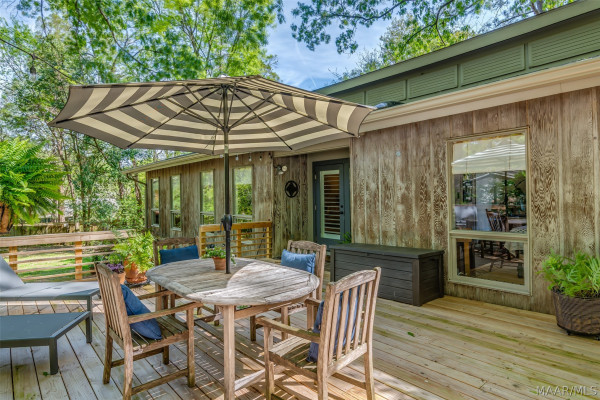 1706 Vaughn Lane