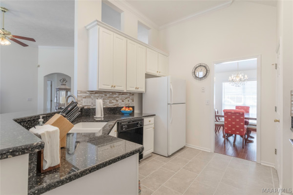7573 Pinnacle Point