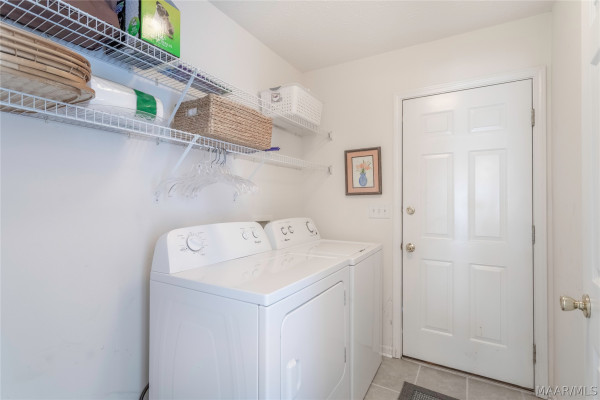 7573 Pinnacle Point