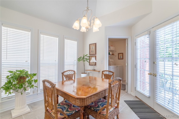 7573 Pinnacle Point