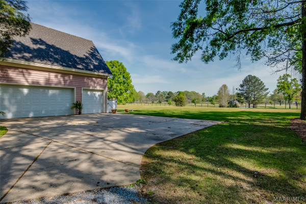 124 Glynlakes Drive