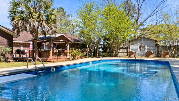 51 Kingston Drive