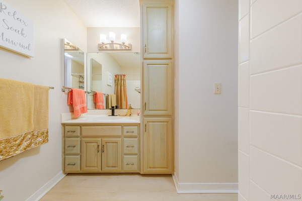 3512 FALCON RIDGE Court