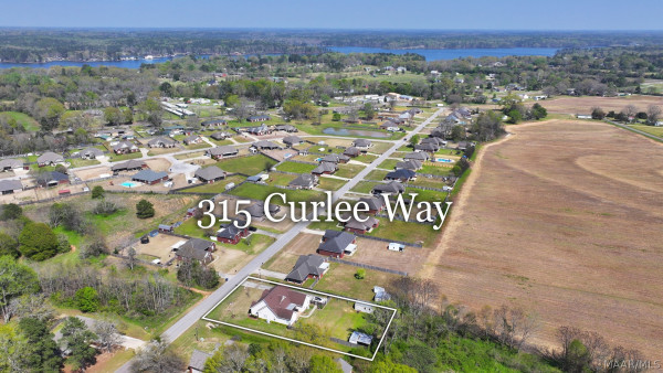 315 Curlee Way