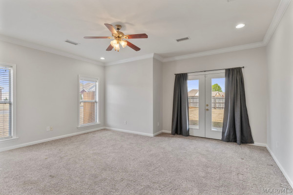 2014 Vonica Rose Street