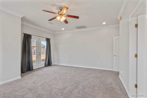 2014 Vonica Rose Street