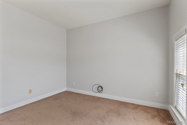 2014 Vonica Rose Street