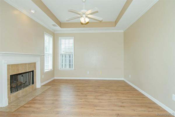 9845 HELMSLEY Circle