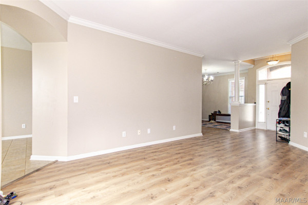 9845 HELMSLEY Circle