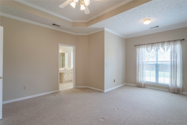 338 MEADOWVIEW Drive