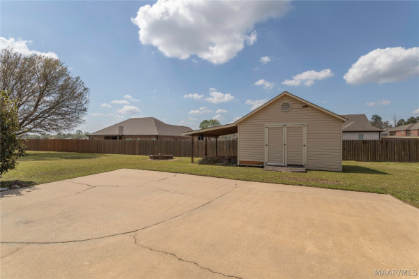 338 MEADOWVIEW Drive
