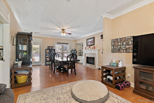 8823 Oak Meadow Court
