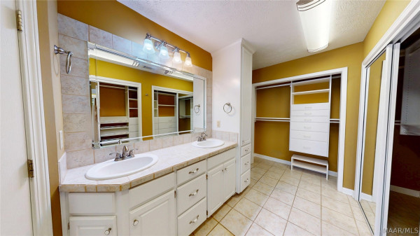 3240 Anne Arbor Place