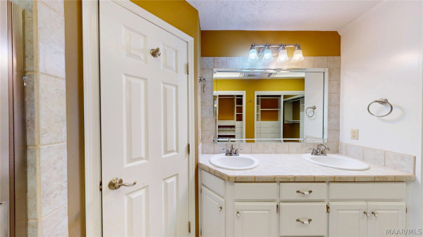 3240 Anne Arbor Place