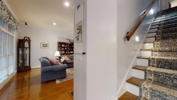 9249 Bridge Pointe .