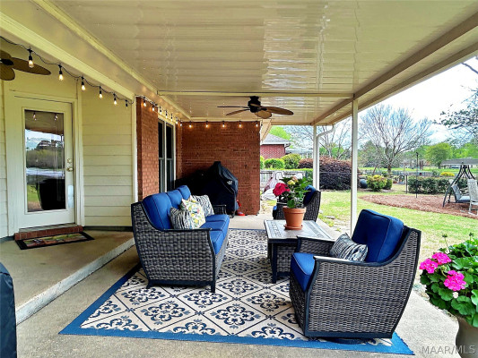 223 LAKESHORE Drive