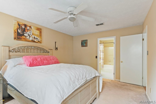 7233 Brampton Lane