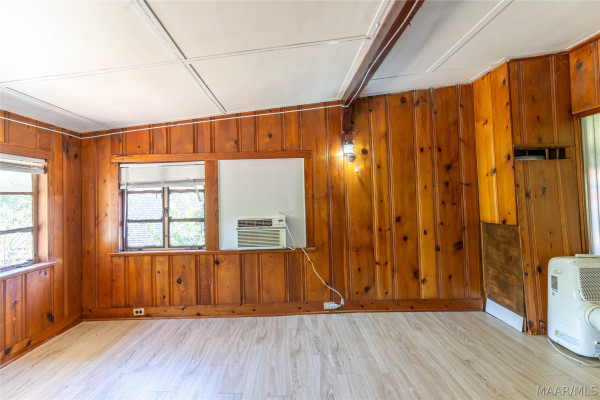 341 Ryan Street