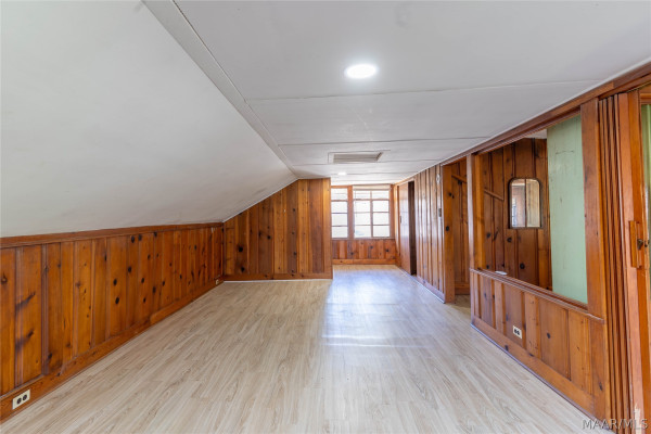 341 Ryan Street