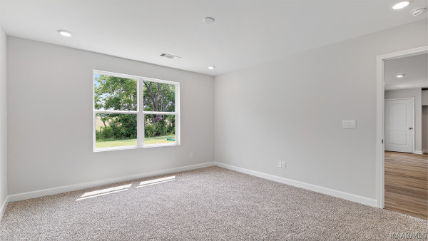 1031 Garden Lane