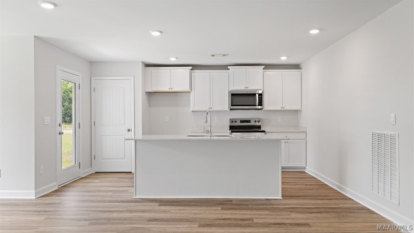 1031 Garden Lane