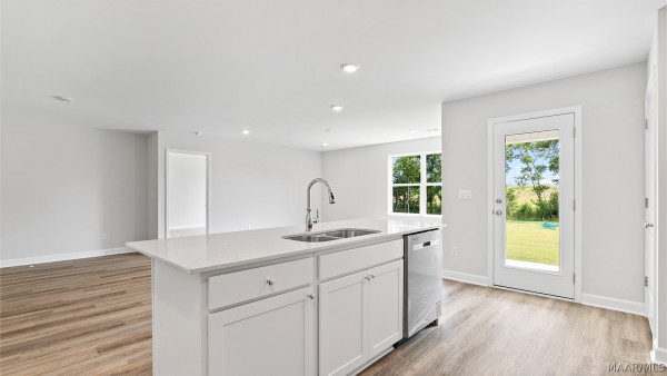 1031 Garden Lane