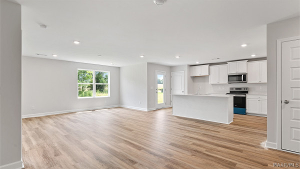 1031 Garden Lane