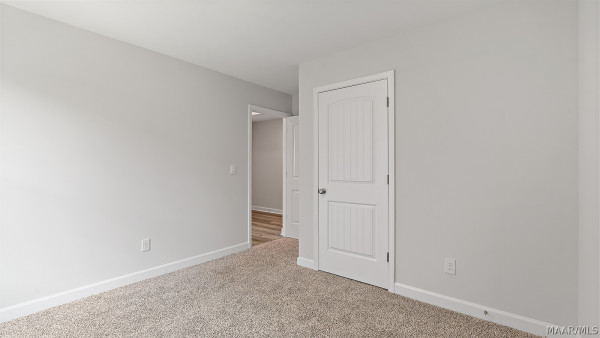 1031 Garden Lane