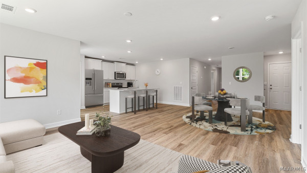 1031 Garden Lane