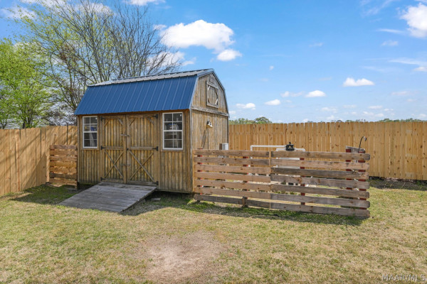 171 Curlee Way