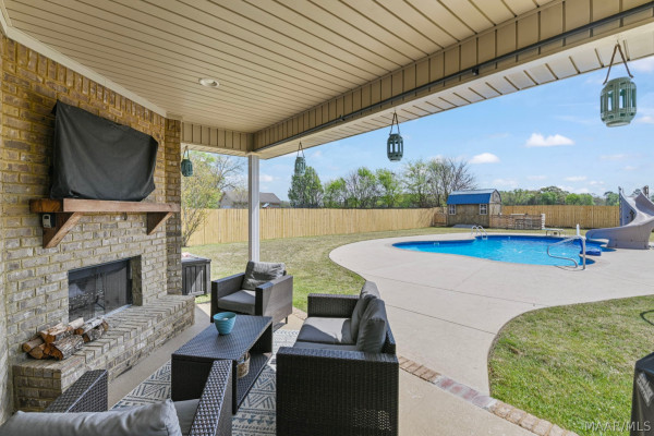 171 Curlee Way