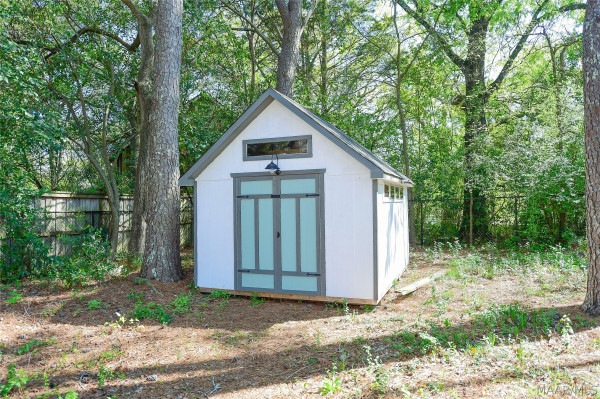 410 Thorn Place