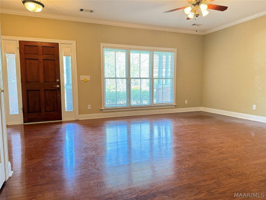 5548 Ash Grove Circle