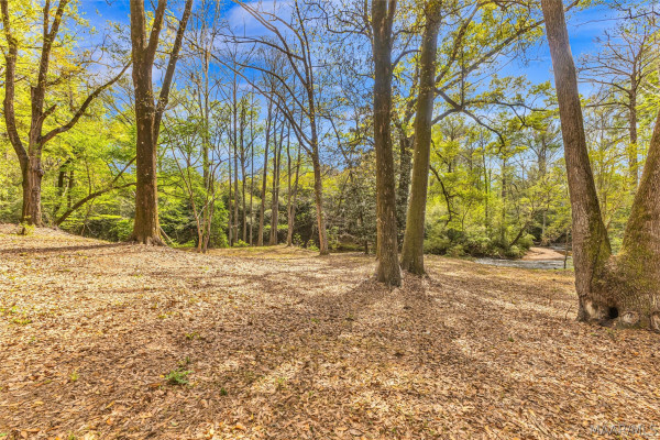 108 Cypress Creek Way