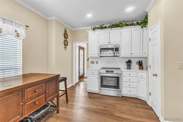 108 Cypress Creek Way