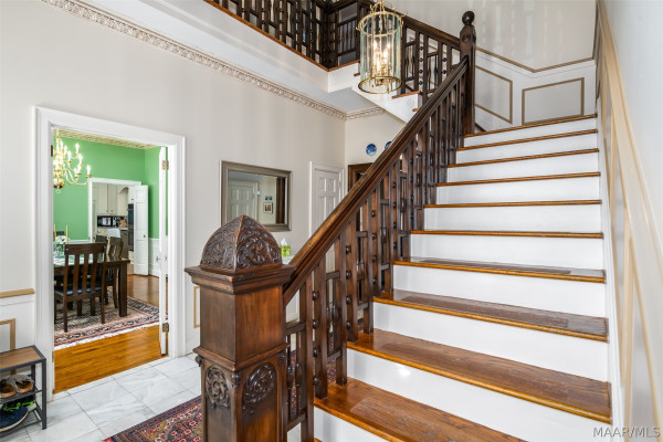 1029 Magnolia Curve