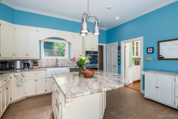 1029 Magnolia Curve