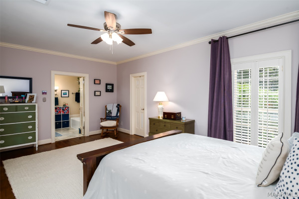 1029 Magnolia Curve