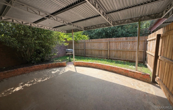 3914 Hickory Drive