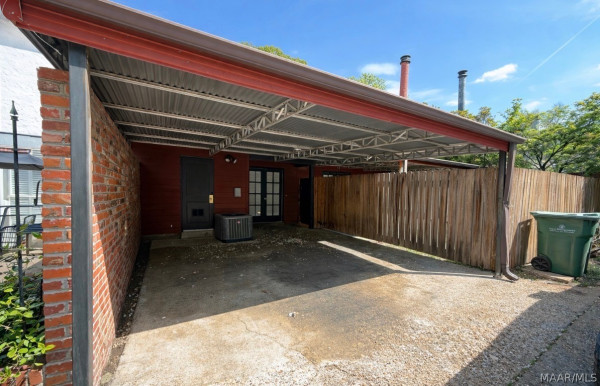 3914 Hickory Drive