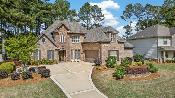 9512 Crescent Lodge Drive