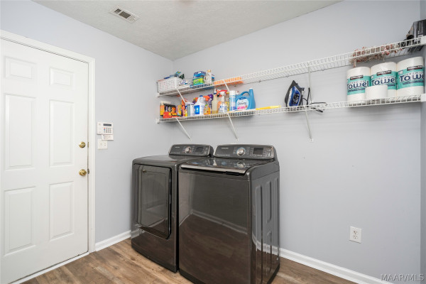7367 Heathermoore Loop
