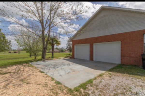 388 Sullivans Trace