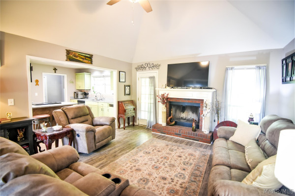 2 Wesley Drive
